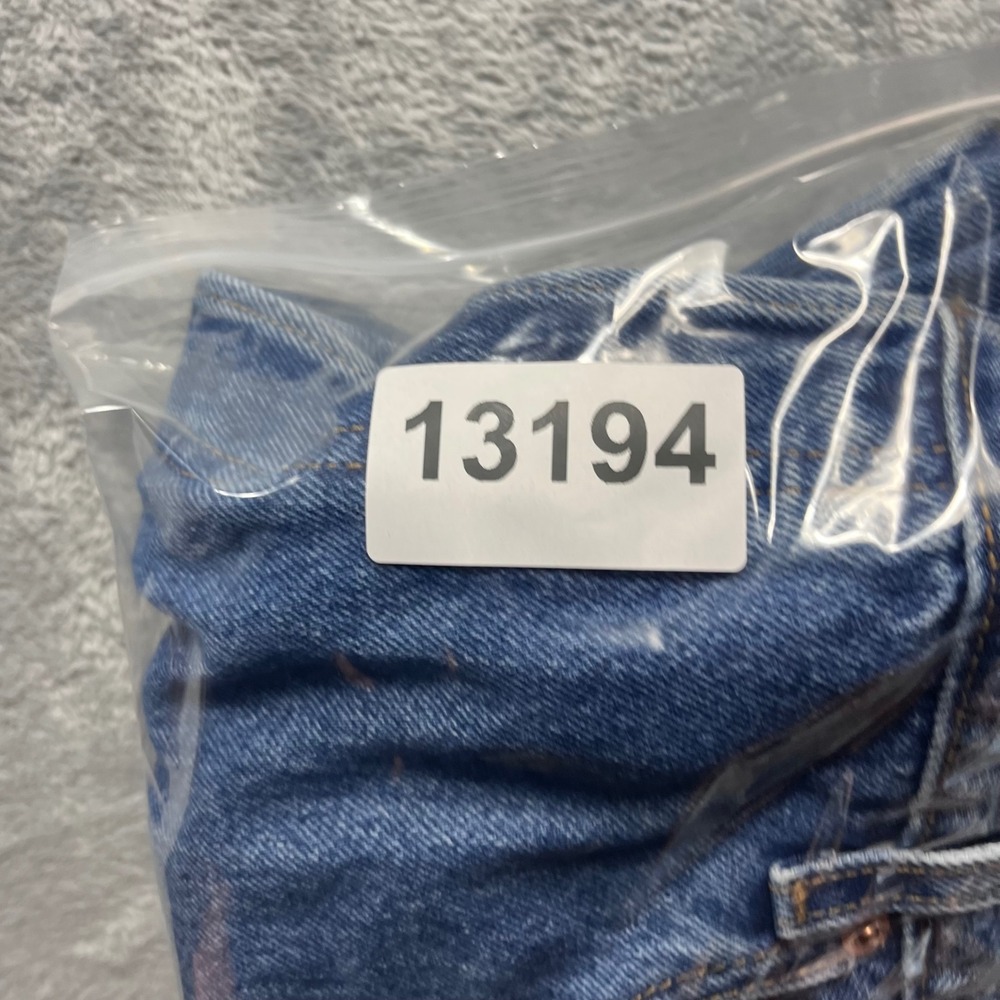 Levis 501 Jeans Mens 40x30 Blue Denim Straight Leg Button Fly Vintage 2002 Y2K - Picture 14 of 14